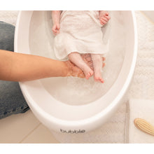 Load image into Gallery viewer, Bubble Cuddle Bath with Bath Seat - White