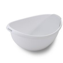 Load image into Gallery viewer, Bubble Cuddle Bath with Bath Seat - White