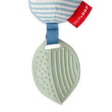 Load image into Gallery viewer, Skip Hop Bandana Buddies Chime & Teethe Toy - Lion