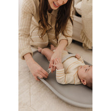 Load image into Gallery viewer, Bubble Cuddle Changing Mat - Grey

