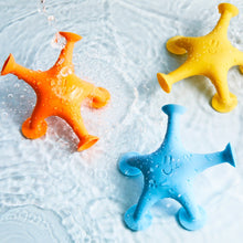 Load image into Gallery viewer, Ubbi Starfish Suction Bath Toys
