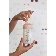 Load image into Gallery viewer, Suavinex Zero Zero Anti Colic Bottle 270ml - Medium Flow 3M+
